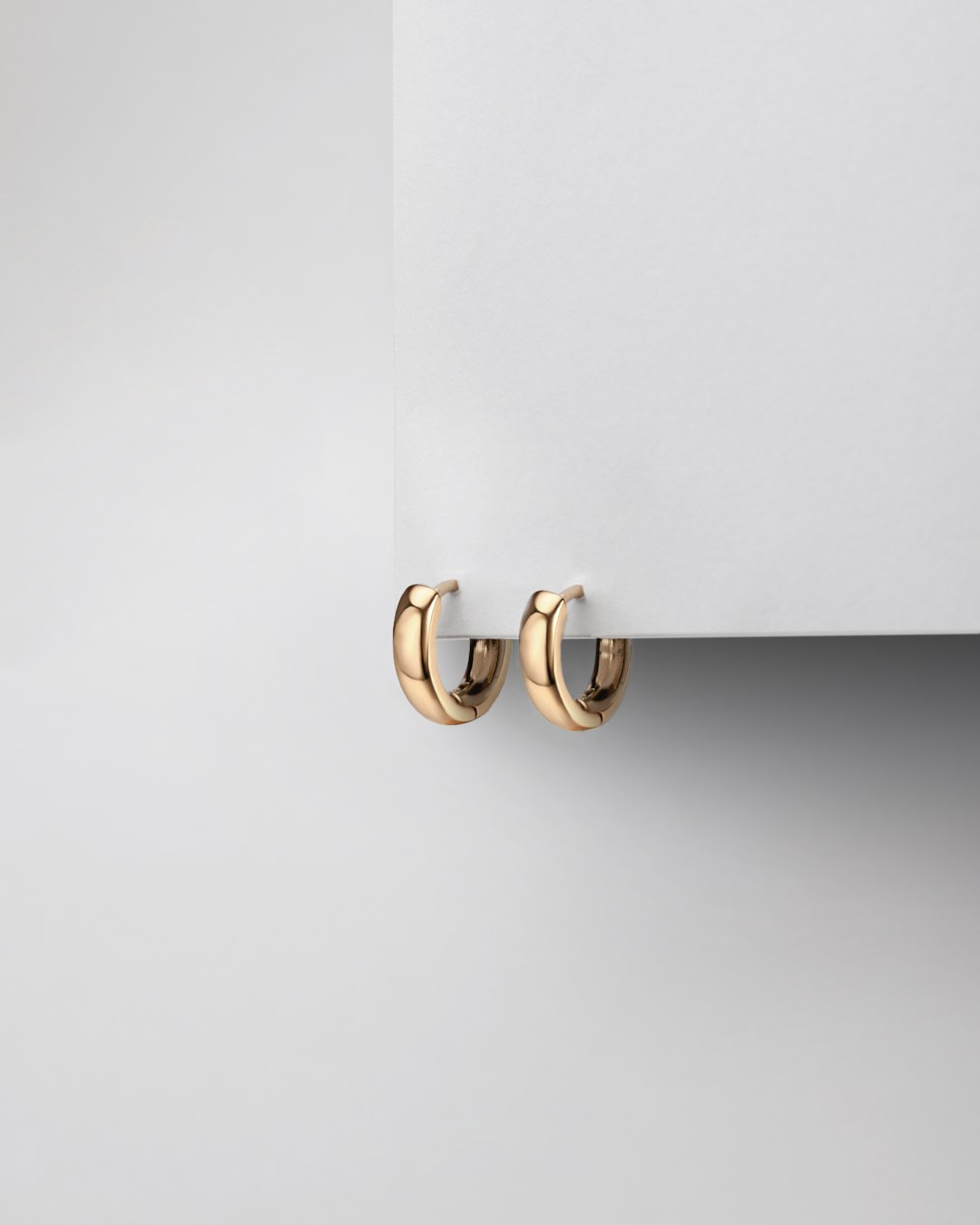 earring